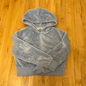 Fuzzy cropped zip-up sweater